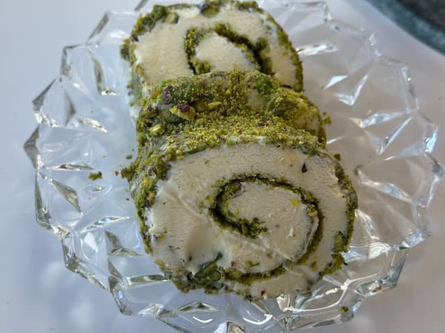 Arabic Ice Cream - Rolled - Image 3