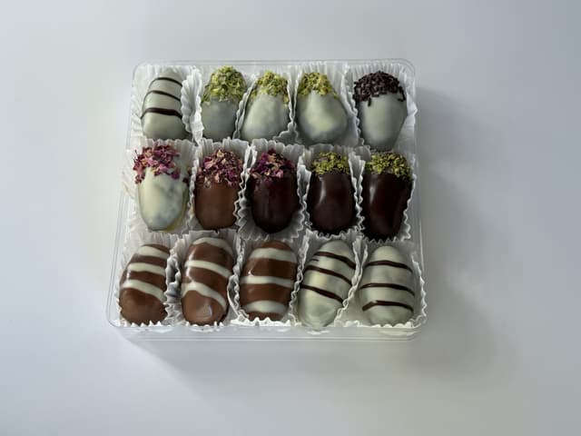 Dates with Almonds coated in Chocolate - Image 1